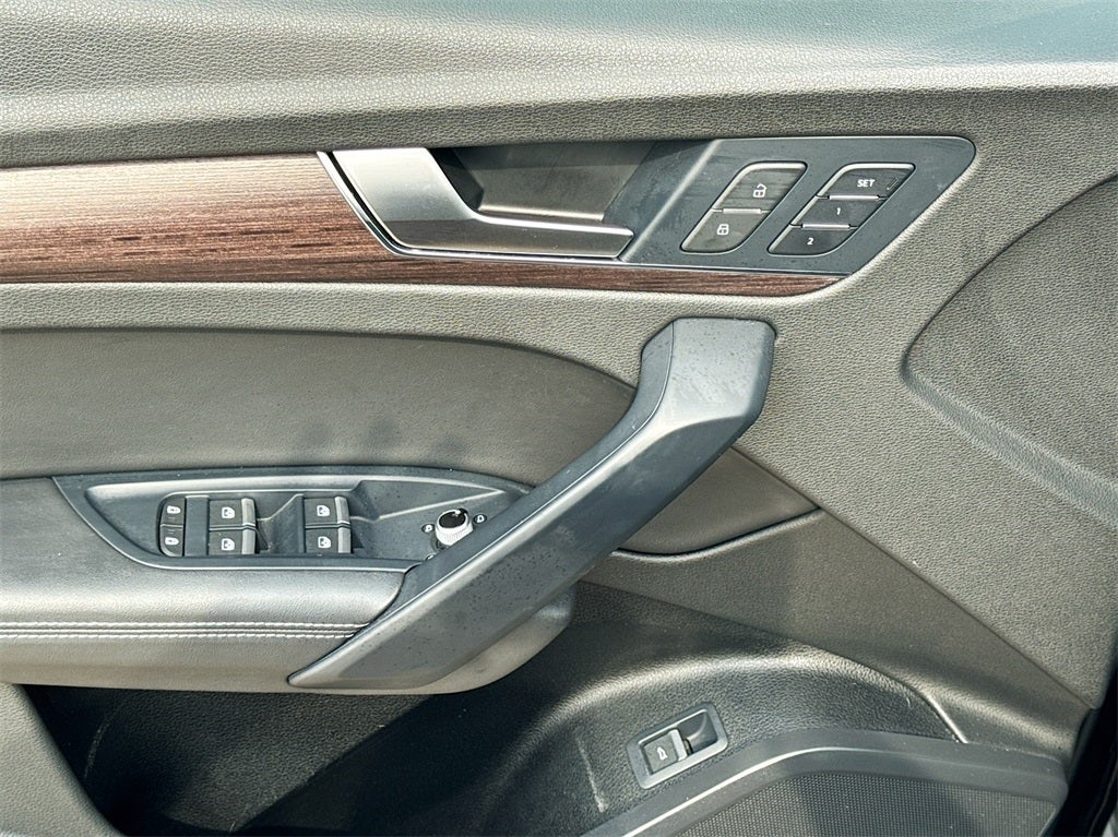 2021 Audi Q5 45 Premium Plus quattro